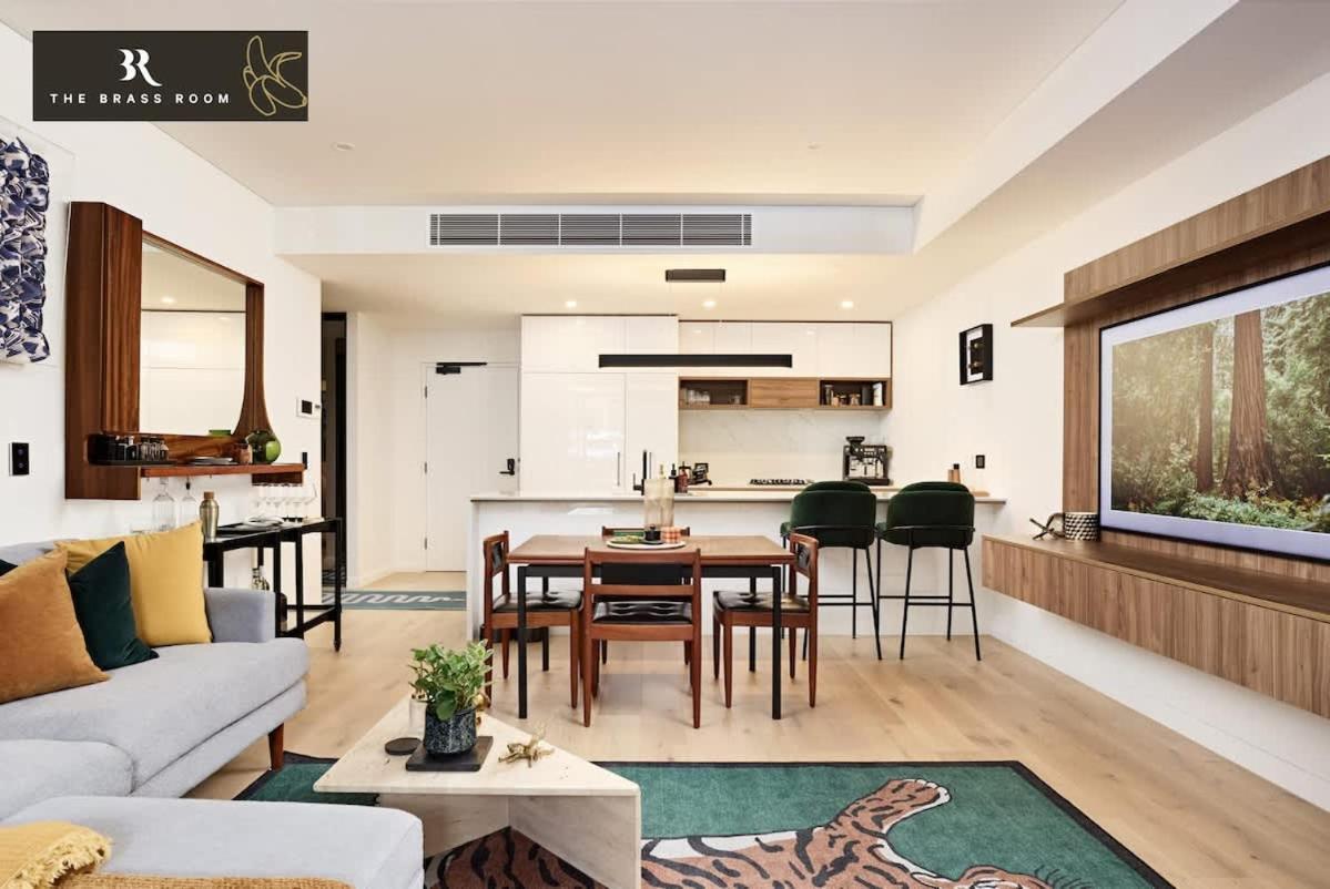 The Brass Banana Petersham Apartment